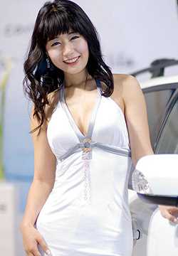 高清甜美笑容的韩国车模特高清图片图集