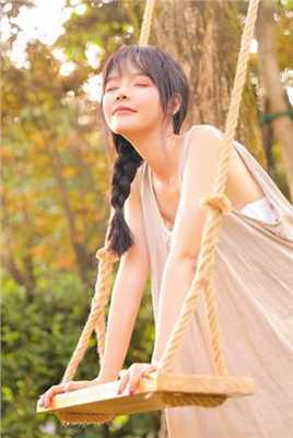 特别专辑甜美女孩小雪又嫩又紧的娇躯青涩撩人美女图图片