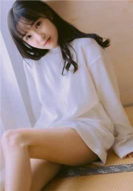 最新90后少女真空无内惹火惊艳甜美女孩壁纸