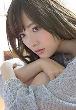优质日本偶像白石麻衣甜美慵懒私房图片