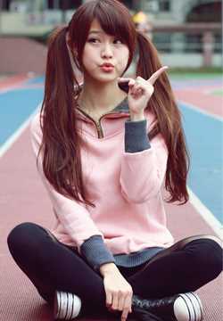 台湾萌妹子渔瑄校园甜美外拍