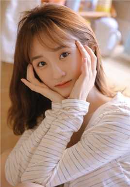 最全宅男女神吊带长腿热裤丰满大山峰诱人养眼原味相册