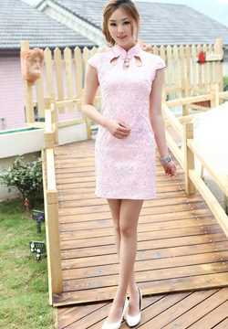 精选长腿美女模特性感旗袍高清照图册