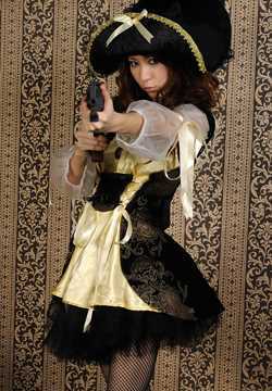 优质日本美女小越しほみ海贼王cosplay相册