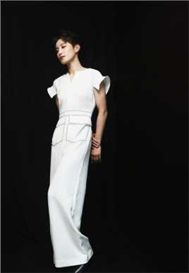 优质短发帅气美女蒋璐霞时尚灵动清爽明星图片图片