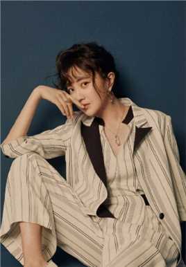 最全温柔优雅帅气美女包文婧时尚个人杂志图片相册