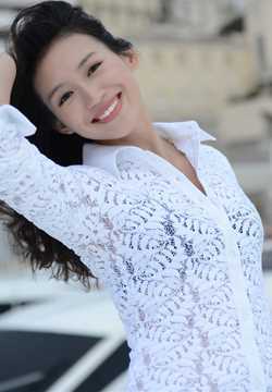 优质苏青时尚街拍大片展迷人笑容相册