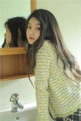 优质长发美人勾人杏眼肌肤若雪吊带碎花裙唯美清纯美女图相册