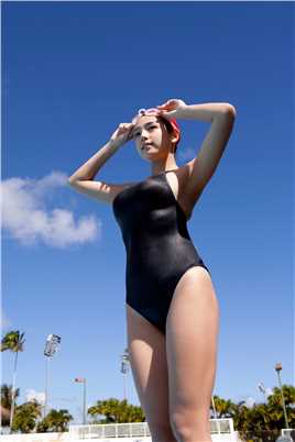 最新极品销魂尤物死库水连体泳衣身材凹凸有致性感迷人私房照图集