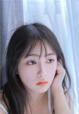 精选玉体丰满诱人的倾城俏佳人软糯易推倒清纯美女图册