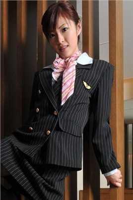 高清酒店内搔首弄姿的美女空姐性感黑丝惑图集