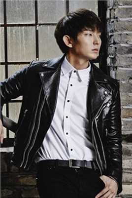 最新韩国超人气演员李准基时尚杂志封面图集