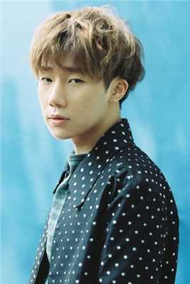 特别专辑INFINITE成员金圣圭《DAZED》时尚