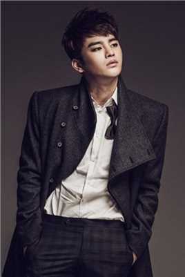 最新韩国男演员徐仁国《Bntnews》时尚壁纸