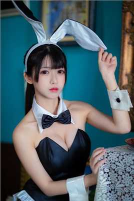 精选性感兔女郎傲人事业线图册