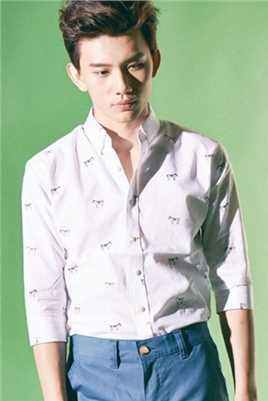 特别专辑韩国男演员白胜道bntnews时尚杂志封面图片