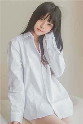 高清白衬衣美少女袜子大长腿性感图集