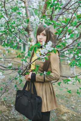 最新桃园奈奈生JK制服cosplay户外壁纸