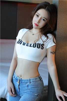 优质宅男女神曲佑熙牛仔裤翘臀中国人体艺术图片