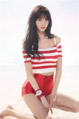 最新少女时代林允儿性感海边一字肩吊带图片壁纸