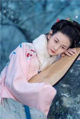 最全盘发古装美女冬天林中弹琵琶温婉绝美壁纸