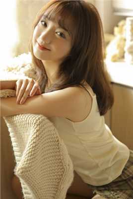 最新清爽的笑容乖巧甜美女孩美足长腿私房集图集