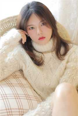 高清长腿美女冬日高领毛衣性感图集