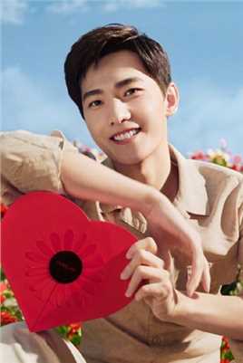 高清阳光男神杨洋户外时尚图集