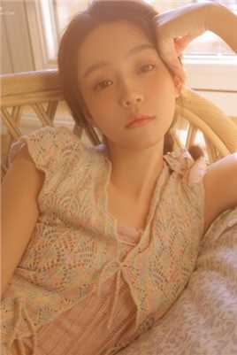 优质氛围感少女睡裙私房性感相册