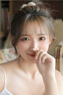 极品美女吊带私房性感