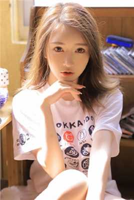 优质下衣失踪少女夏日性感相册