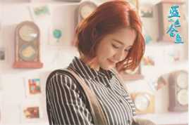 蓝心妍(Crazybarby Leni Lan、ЛаньЯнь、)蓝色金鱼素颜照壁纸