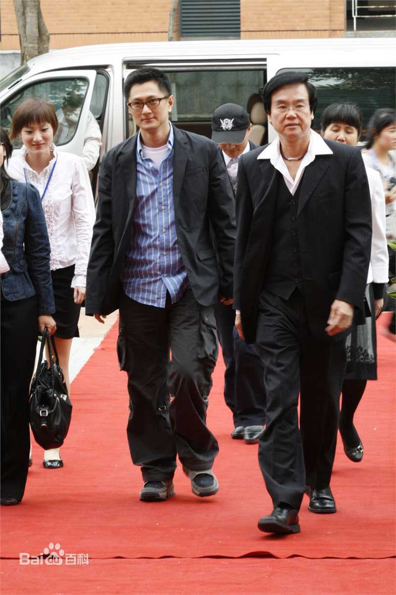 叶伟信(Wilson Yip Wai Shun)出席活动前后照片