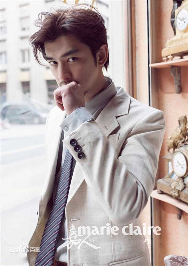最新陈柏霖(Bolin Chen)在《嘉人marie claire》中的壁纸