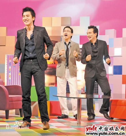 蔡岳勋出席活动照素颜照壁纸