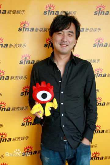 蔡岳勋出席活动照素颜照壁纸