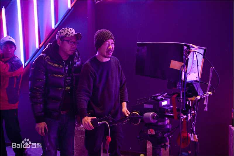 最全韩延在电影《第一次》工作照中的相册