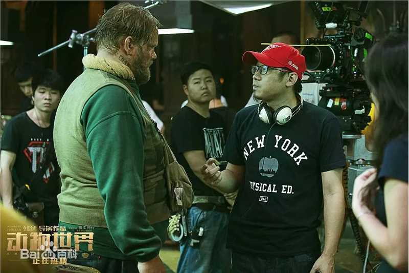 韩延在电影《动物世界》中的