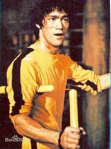 黄百鸣(Bak-Ming Wong)前后照片