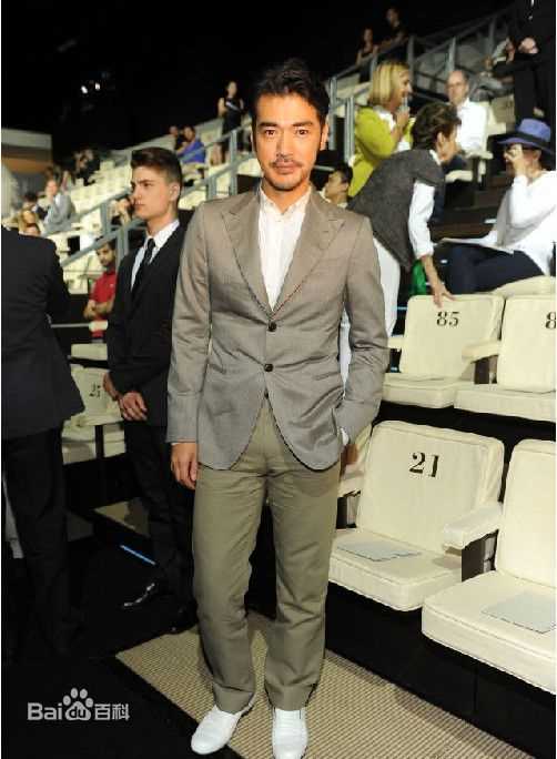 金城武(Takeshi Kaneshiro)GA-2012春夏男装发布秀素颜照相册