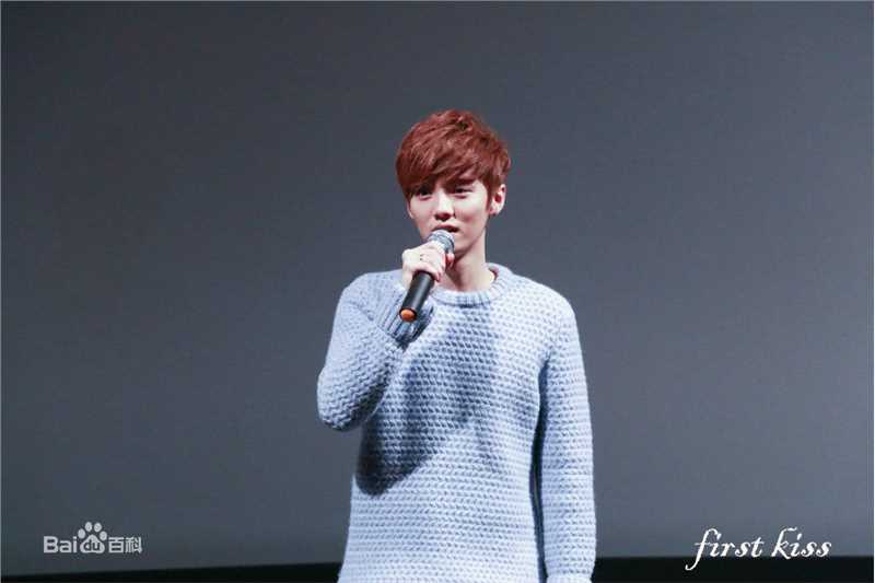 鹿晗(LUHAN)重返20岁 宣传前后照片