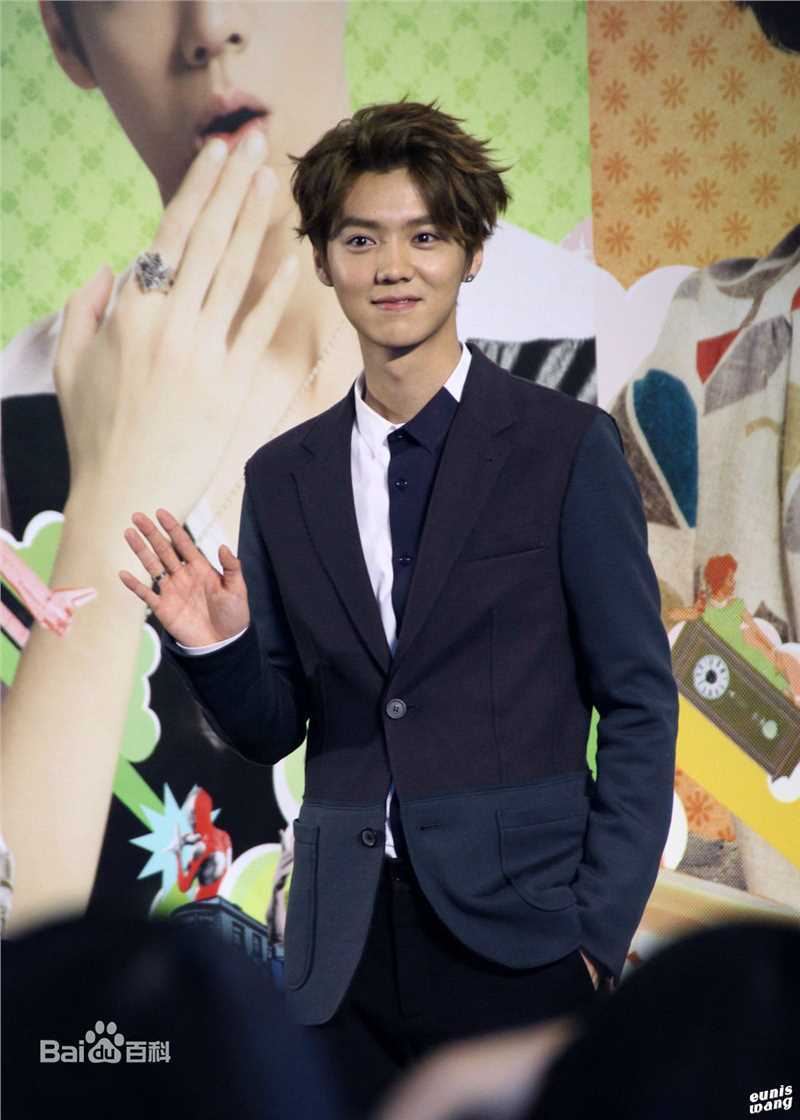 鹿晗(LUHAN)重返20岁 宣传前后照片