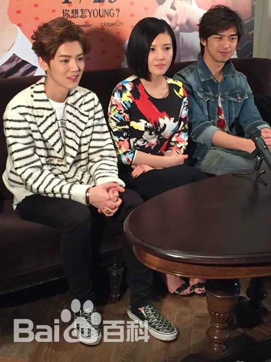 鹿晗(LUHAN)重返20岁 宣传前后照片