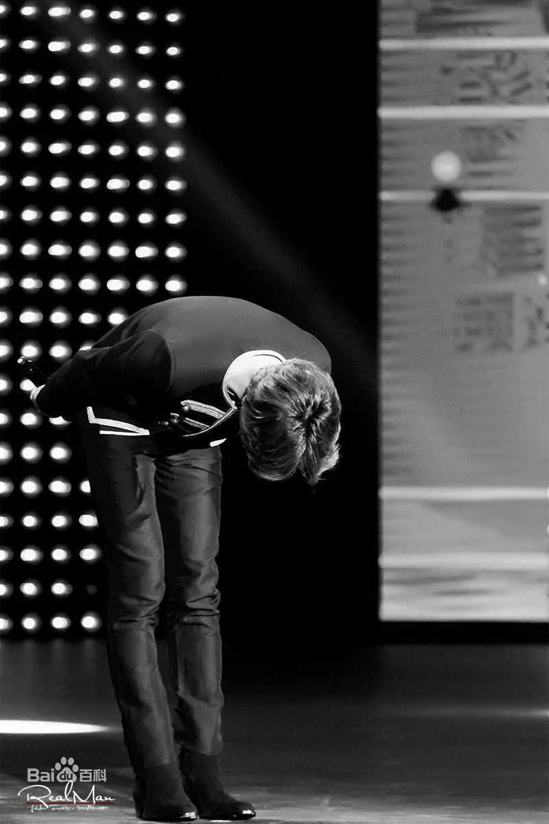 鹿晗(LUHAN)颁奖典礼图册