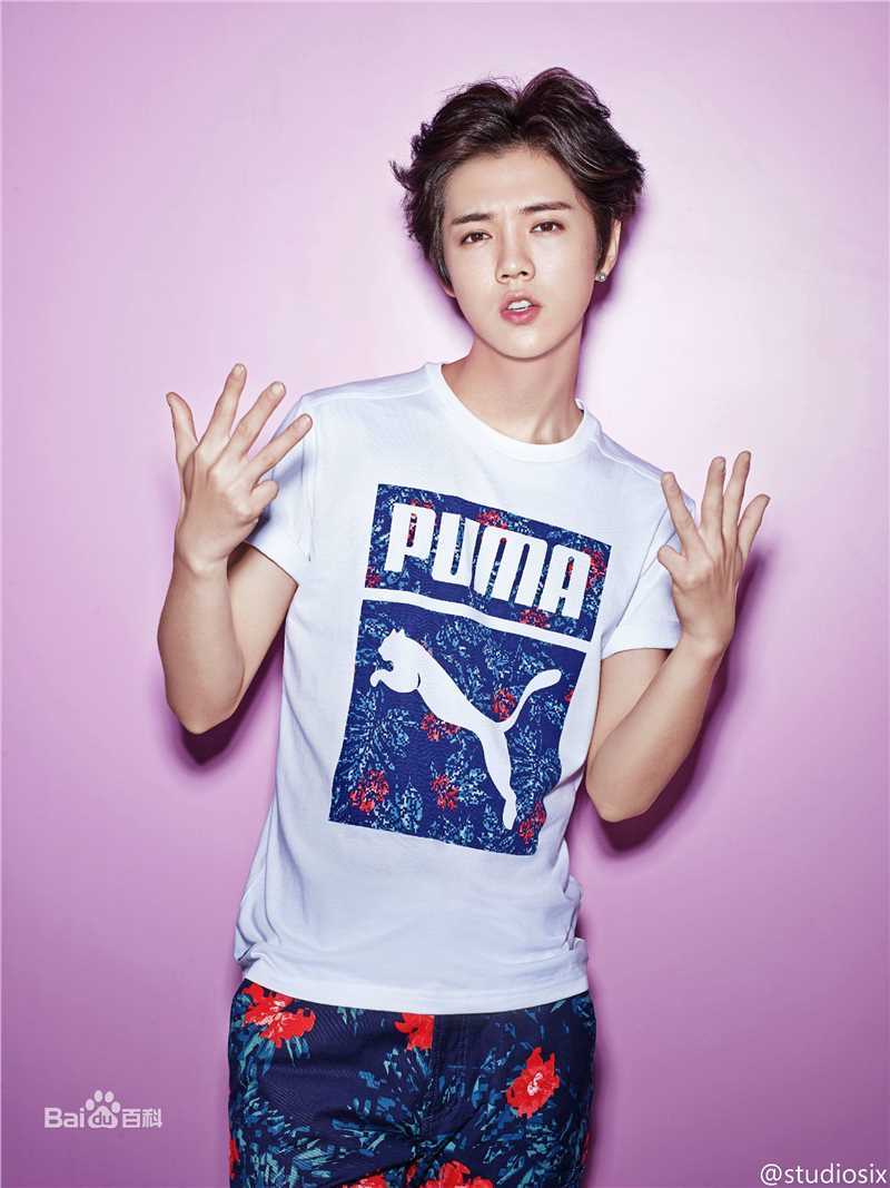 鹿晗(LUHAN)品牌代言素颜照相册