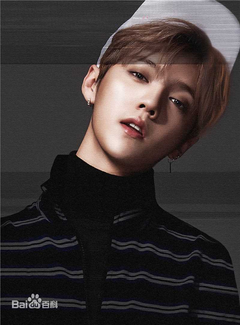 鹿晗(LUHAN)品牌代言素颜照相册