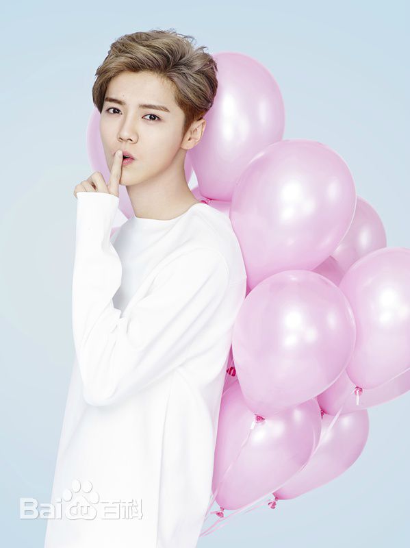 鹿晗(LUHAN)品牌代言素颜照相册