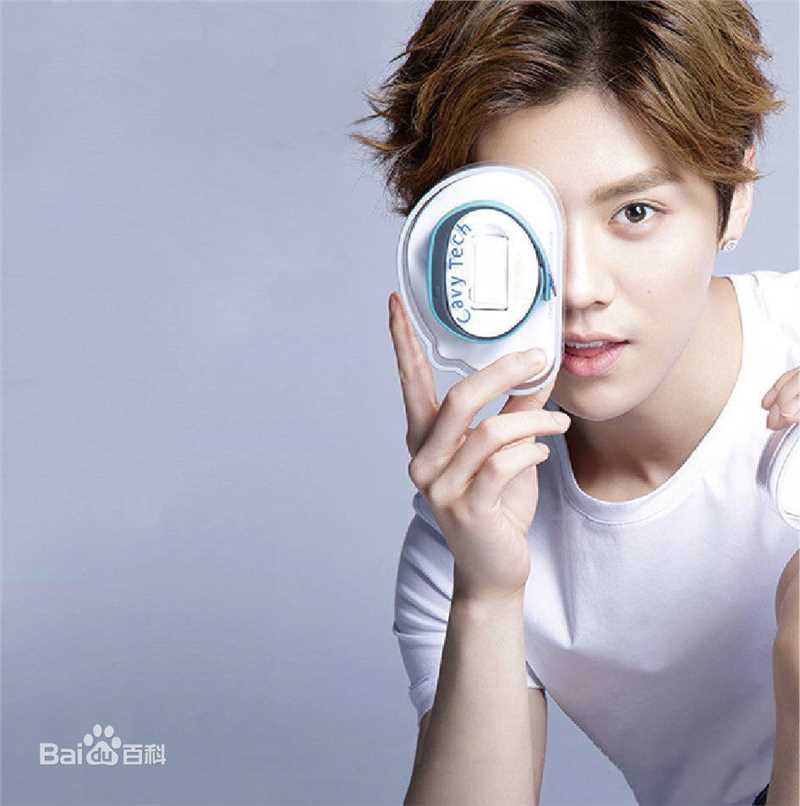 鹿晗(LUHAN)品牌代言素颜照相册