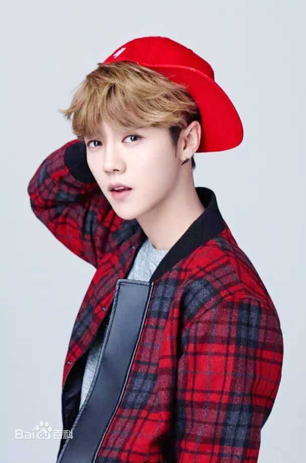 鹿晗(LUHAN)品牌代言素颜照相册