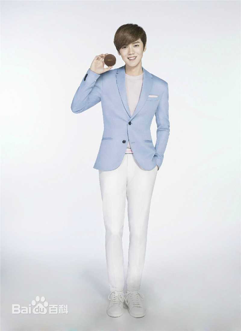 鹿晗(LUHAN)品牌代言素颜照相册